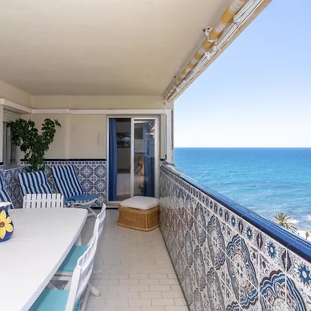 With Swimming-pool * Marbella